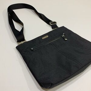 Baggallini black shoulder bag